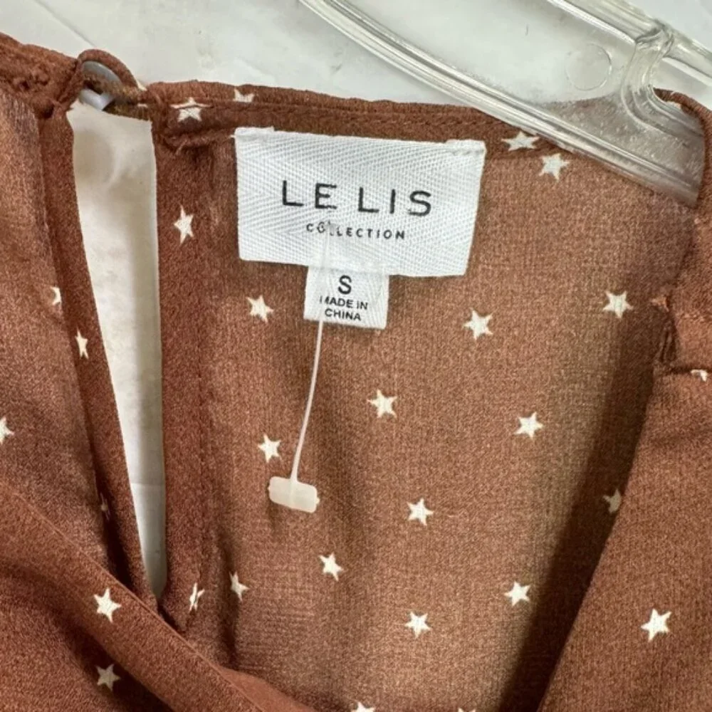 Le Lis Star Print Smocked Dress Lightweight Crew Fitted Stretch Ruffle Hem Top S - Picture 9 of 16